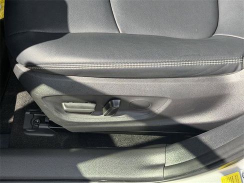 Certified 2025 Toyota Corolla XLE image 22