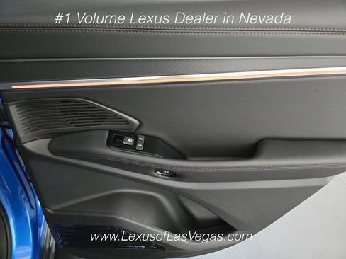 Used 2025 Jeep Wagoneer S Limited AWD/4WD image 21