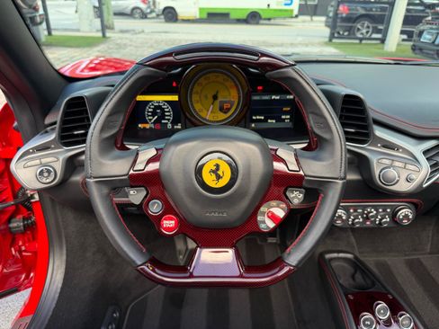 Used 2015 Ferrari 458 Spider RWD image 42