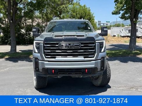 Used 2025 GMC Sierra 3500 AT4 w/ AT4 Premium Plus Package AWD/4WD image 2