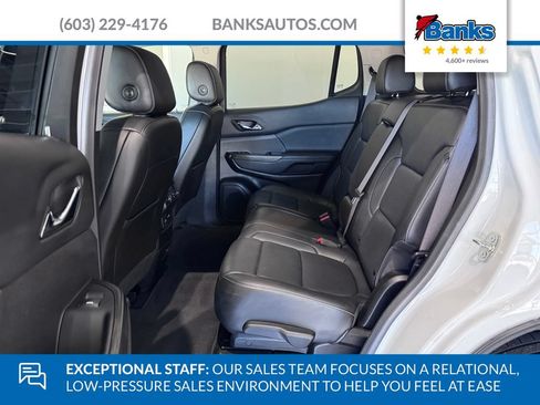 Certified 2023 GMC Acadia SLT w/ Elevation Edition AWD/4WD image 10
