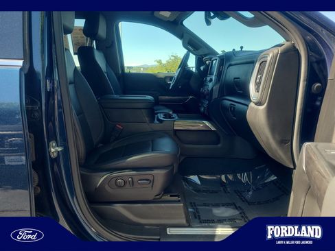 Used 2022 Chevrolet Silverado 2500 LTZ w/ LTZ Plus Package AWD/4WD image 19