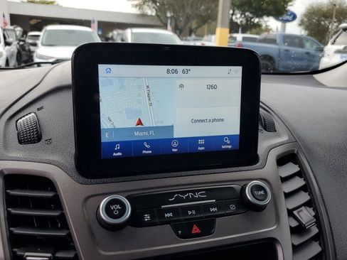 Used 2022 Ford Transit Connect XLT image 32