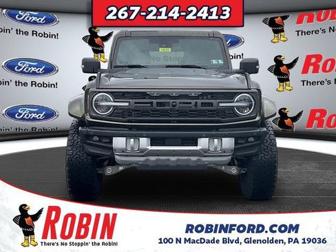 Used 2023 Ford Bronco Badlands w/ Sasquatch Package AWD/4WD image 2