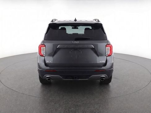 Used 2023 Ford Explorer XLT w/ Equipment Group 202A AWD/4WD image 9