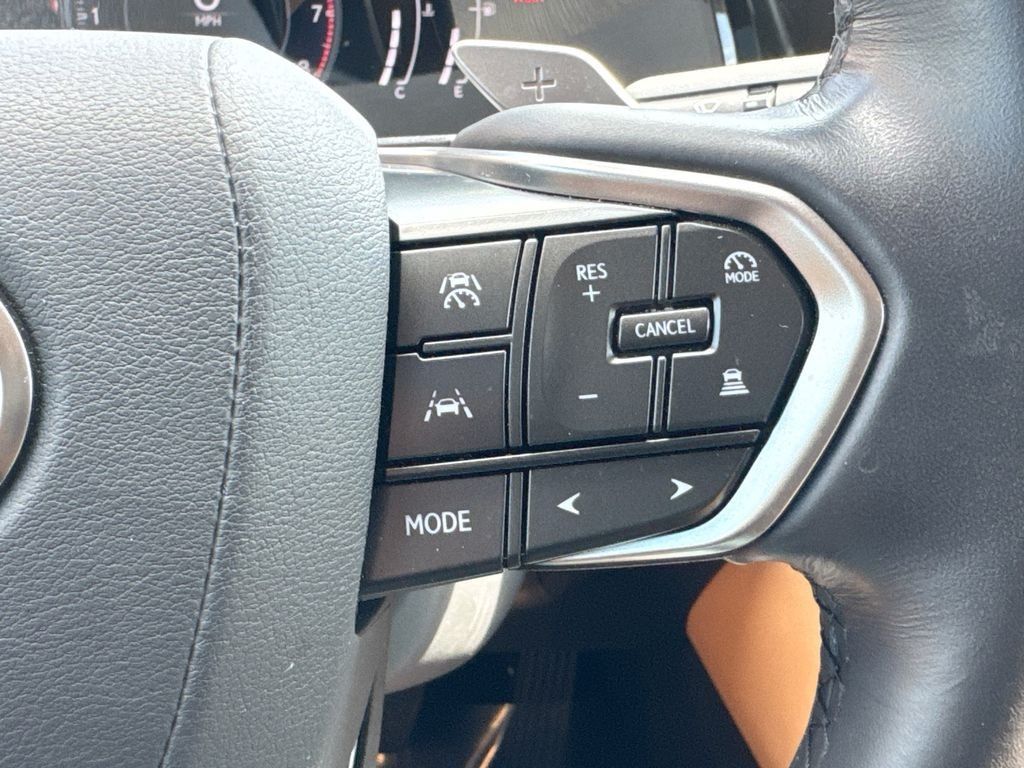 Used 2025 Lexus NX 250 FWD w/ Towing Package (2000 Lbs) image 22