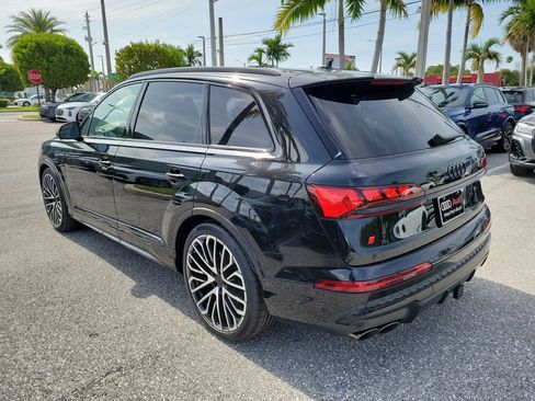 New 2026 Audi SQ7 Prestige AWD/4WD image 3