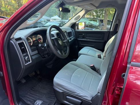 Used 2015 RAM 1500 Express AWD/4WD image 9