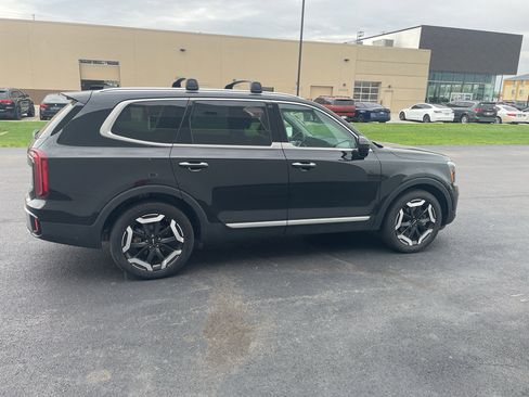 Used 2025 Kia Telluride S AWD/4WD image 8