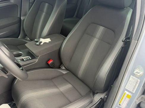 Used 2022 Honda Civic Sport image 6