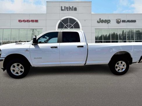 New 2025 RAM 3500 Big Horn image 3