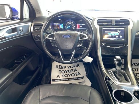 Used 2014 Ford Fusion SE w/ Equipment Group 202A image 12