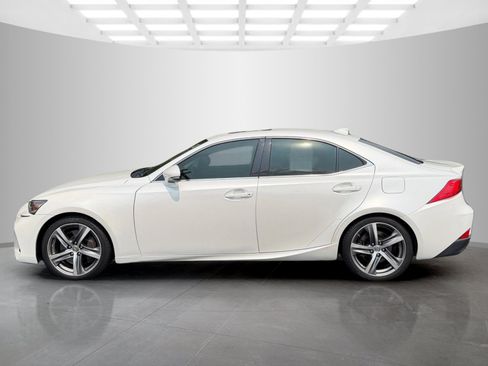 Used 2017 Lexus IS 300 AWD image 3