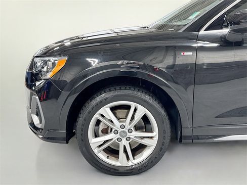 Used 2020 Audi Q3 2.0T Premium w/ Convenience Package image 12