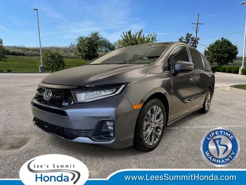 New 2026 Honda Odyssey Touring image 1