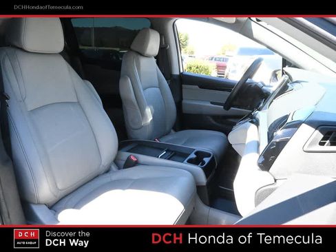 Certified 2024 Honda Odyssey Touring image 23