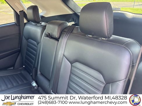 Used 2022 Ford Edge SEL AWD/4WD image 12