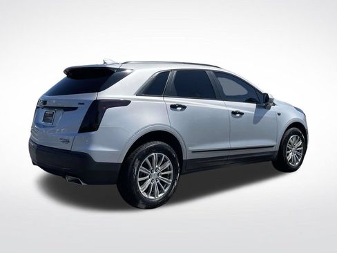 Used 2018 Cadillac XT5 Luxury w/ Driver Awareness Package AWD/4WD image 8