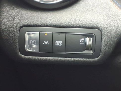 Used 2024 Chevrolet Blazer EV RS image 16