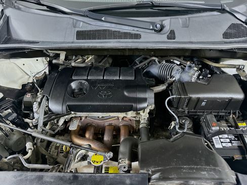 Used 2013 Toyota Highlander Plus image 33