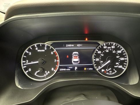 Used 2023 Nissan Rogue SV w/ SV Premium Package image 13