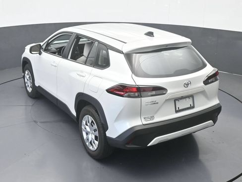 Used 2026 Toyota Corolla Cross L FWD image 47