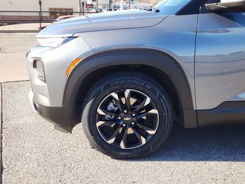 Used 2022 Chevrolet TrailBlazer LT image 9