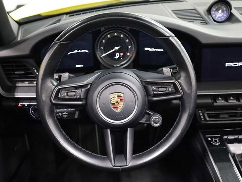 Certified 2022 Porsche 911 Carrera image 24
