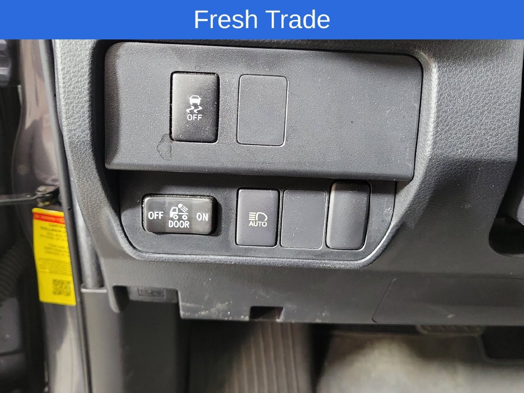 Used 2022 Toyota Tacoma SR5 w/ SR5 Appearance Package (SM) RWD image 13