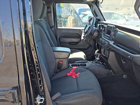 Used 2023 Jeep Wrangler Unlimited Sport AWD/4WD image 17
