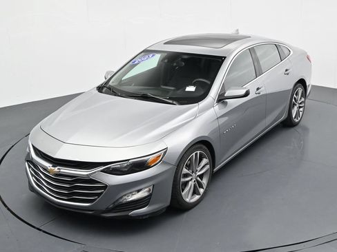 Used 2023 Chevrolet Malibu LT FWD image 17