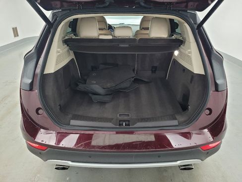 Used 2018 Lincoln MKC Select w/ Select Plus Package AWD/4WD image 29