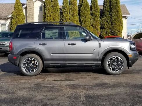 New 2025 Ford Bronco Sport Outer Banks w/ Outer Banks Tech Package+ AWD/4WD image 2