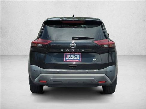 Used 2021 Nissan Rogue SV FWD image 6