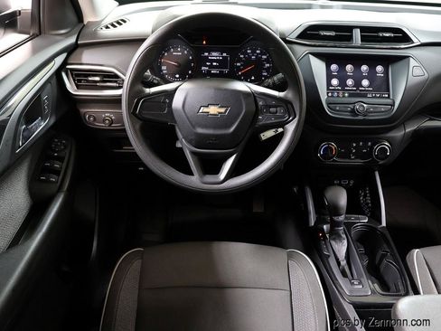Used 2021 Chevrolet TrailBlazer LS FWD image 15