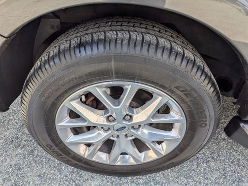 Used 2017 Ford Expedition EL Limited image 6