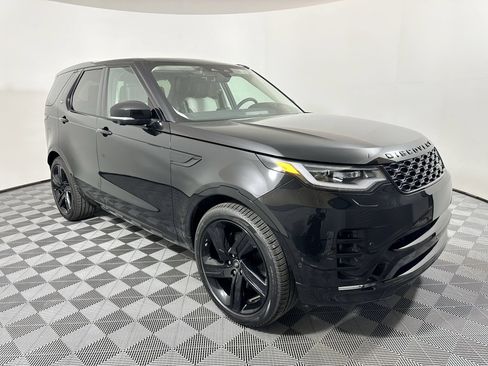 Used 2025 Land Rover Discovery Dynamic SE AWD/4WD image 6