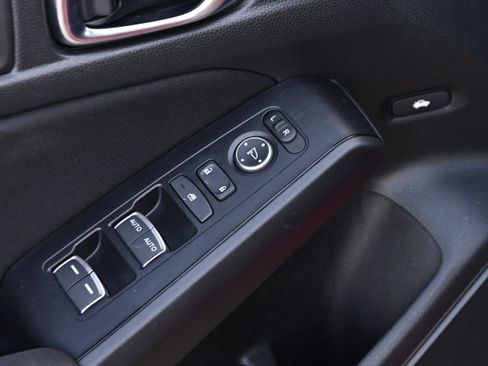 Used 2025 Honda Civic Sport image 27