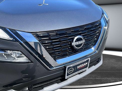 Used 2023 Nissan Rogue SV w/ SV Premium Package AWD/4WD image 32