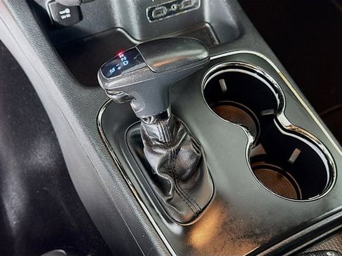 Used 2019 Dodge Durango GT AWD/4WD image 14