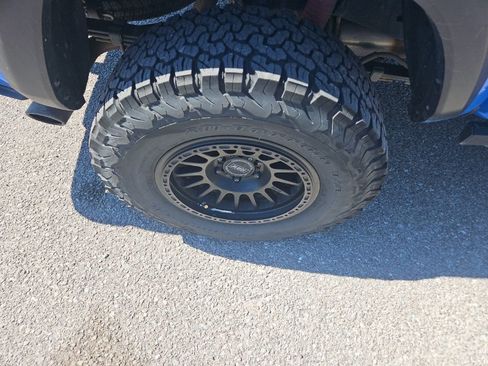 Used 2019 Toyota Tacoma TRD Pro AWD/4WD image 11