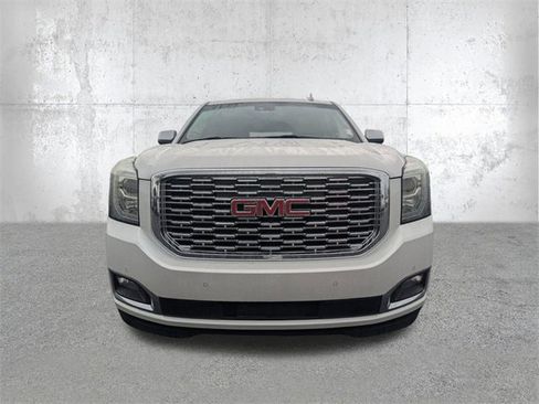 Used 2019 GMC Yukon Denali w/ Denali Ultimate Package image 9