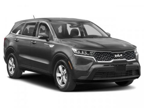 Used 2023 Kia Sorento LX image 9