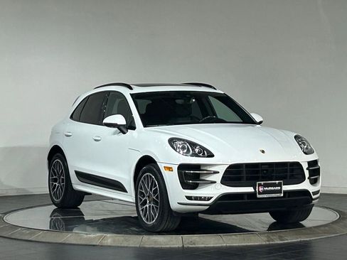 Used 2015 Porsche Macan Turbo AWD/4WD image 2
