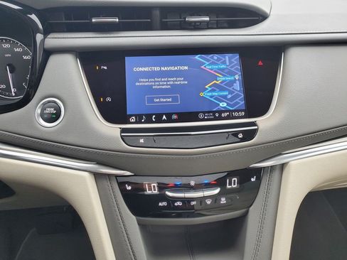 Certified 2024 Cadillac XT5 Premium Luxury w/ LPO, Floor Liner Package AWD/4WD image 26