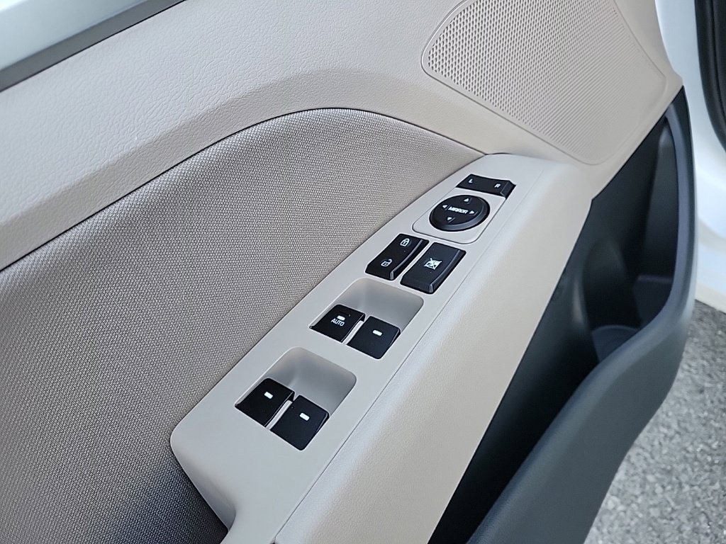 Used 2020 Hyundai Elantra Value Edition FWD image 29