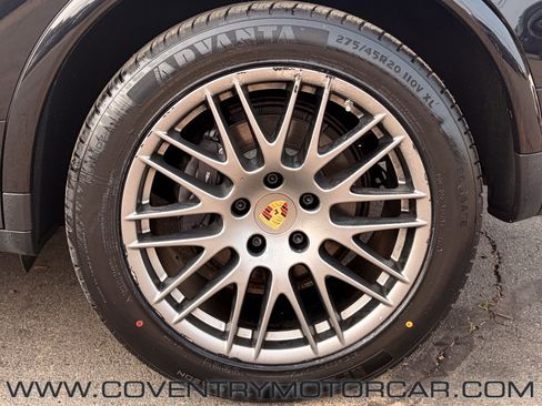 Used 2018 Porsche Cayenne Platinum Edition AWD/4WD image 9