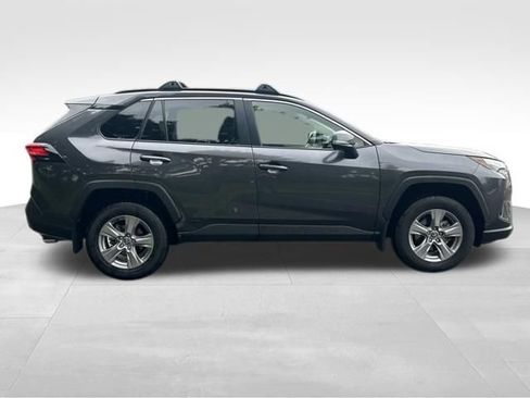 Used 2025 Toyota RAV4 XLE AWD/4WD image 6