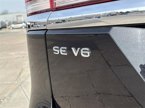 Certified 2023 Volkswagen Atlas SE image 4