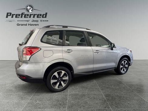 Used 2017 Subaru Forester 2.5i w/ Alloy Wheel Package image 17